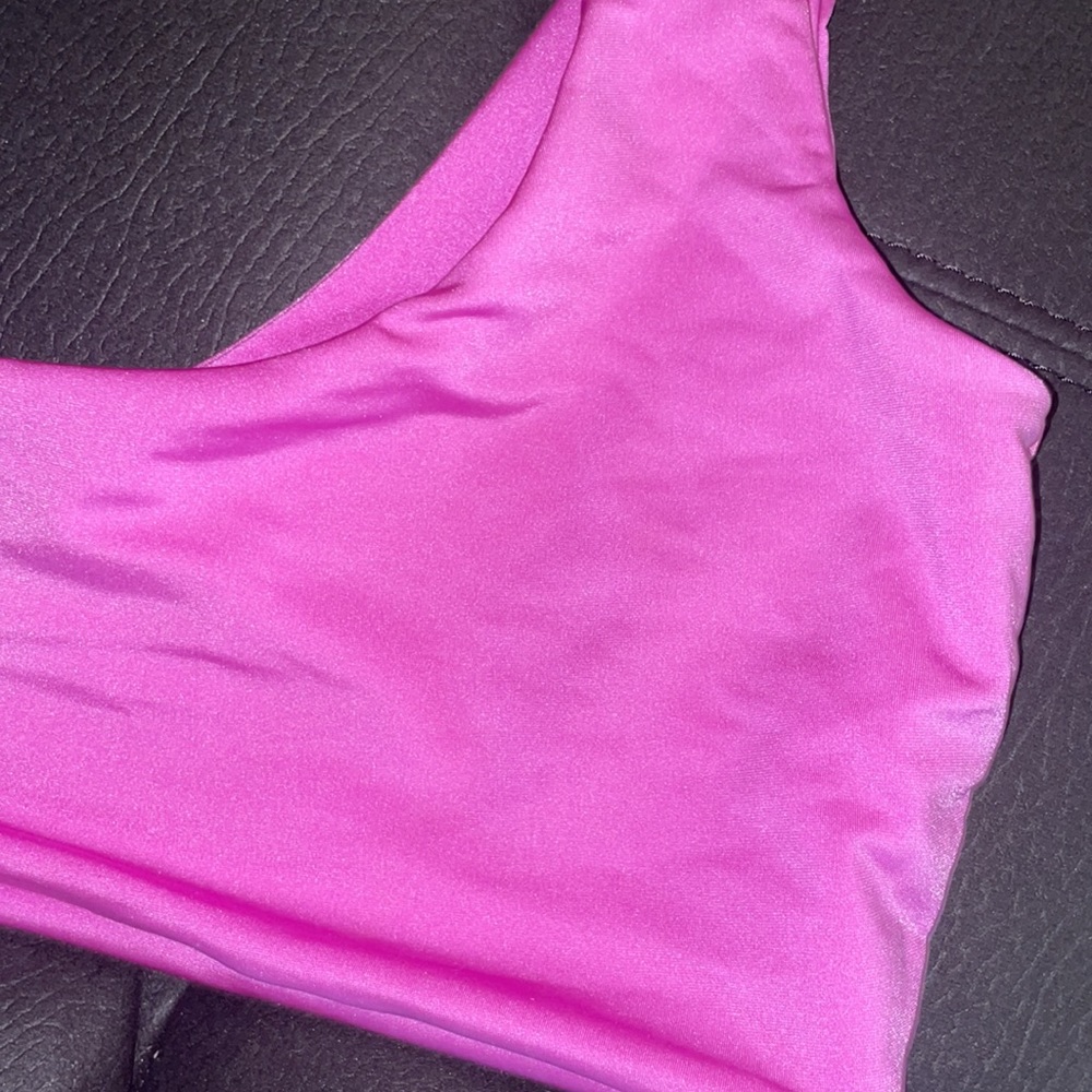 Pretty little thing bathing suit - Picture 2 of 5